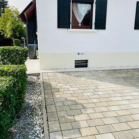 Kleine Ein Zimmer Wohnung Mit Gartenanlage Salem  Exteriör bild